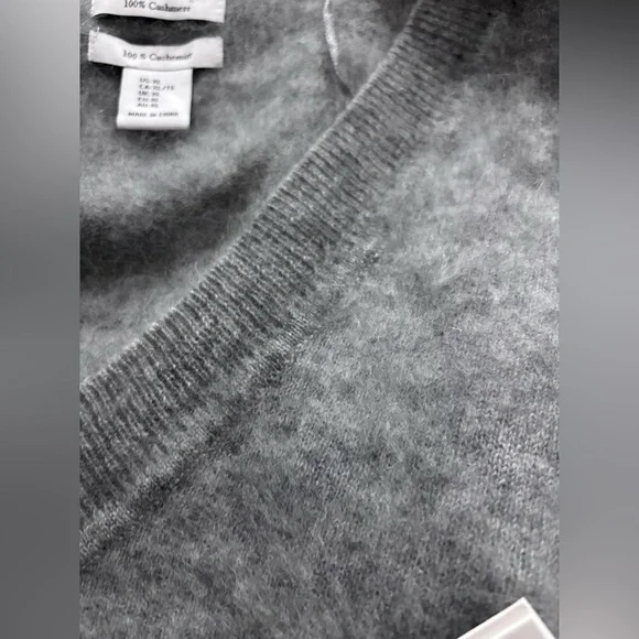 Jason Wu Soft Gray V-Neck Sweater - Picture 5 of 9